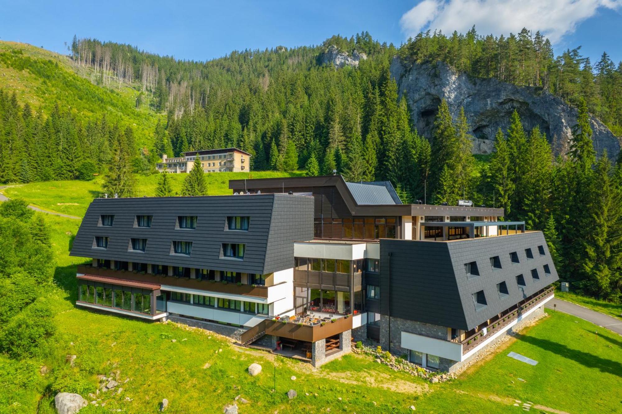 Wellness Hotel Repiska Demanovska Dolina Exterior photo