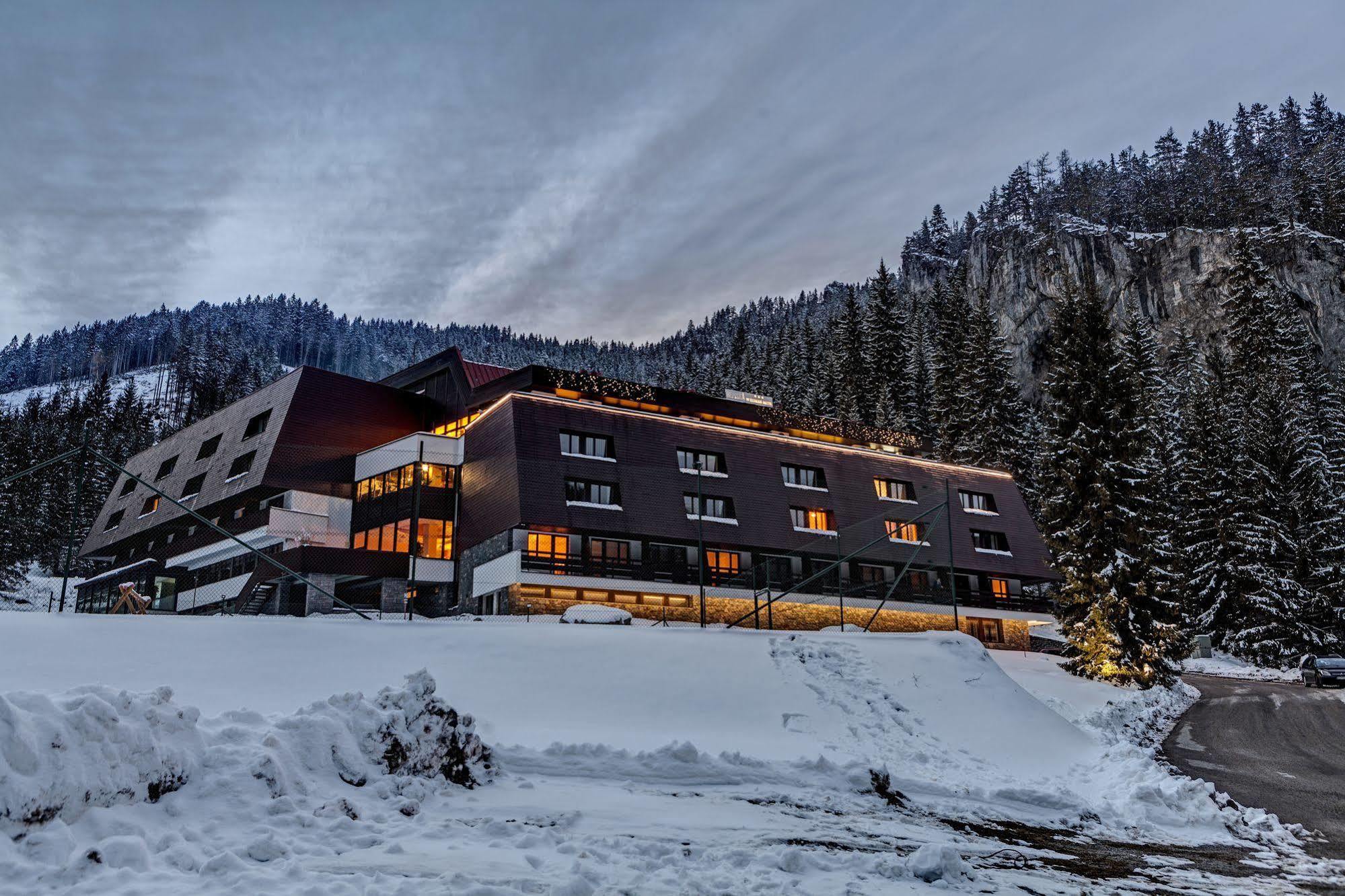 Wellness Hotel Repiska Demanovska Dolina Exterior photo
